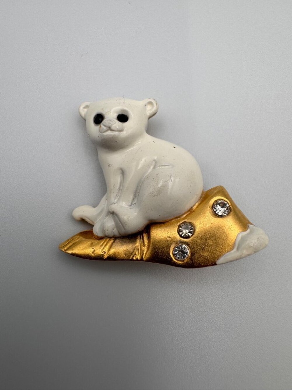 Vintage Danacraft Polar Bear Iceberg Enamel Rhinestone Figural Brooch Pin